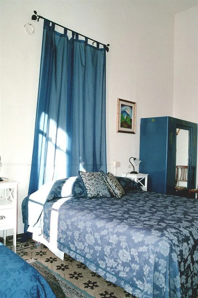 *** Bed & Breakfast Alla Residenza Domus Minervae Perugia Italy